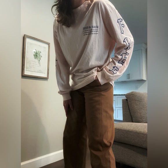 Free & Easy Palm Tree Barb Wire Long Sleeve Baby Pink Tee T Shirt - Picture 5 of 11